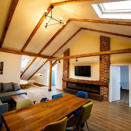 Alpine Loft Daire Câmpulung Moldovenesc Dış mekan fotoğraf