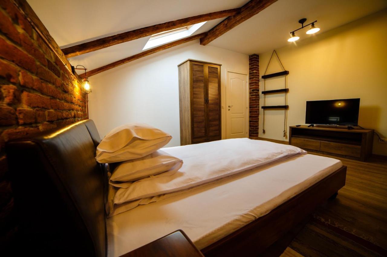 Alpine Loft Daire Câmpulung Moldovenesc Dış mekan fotoğraf