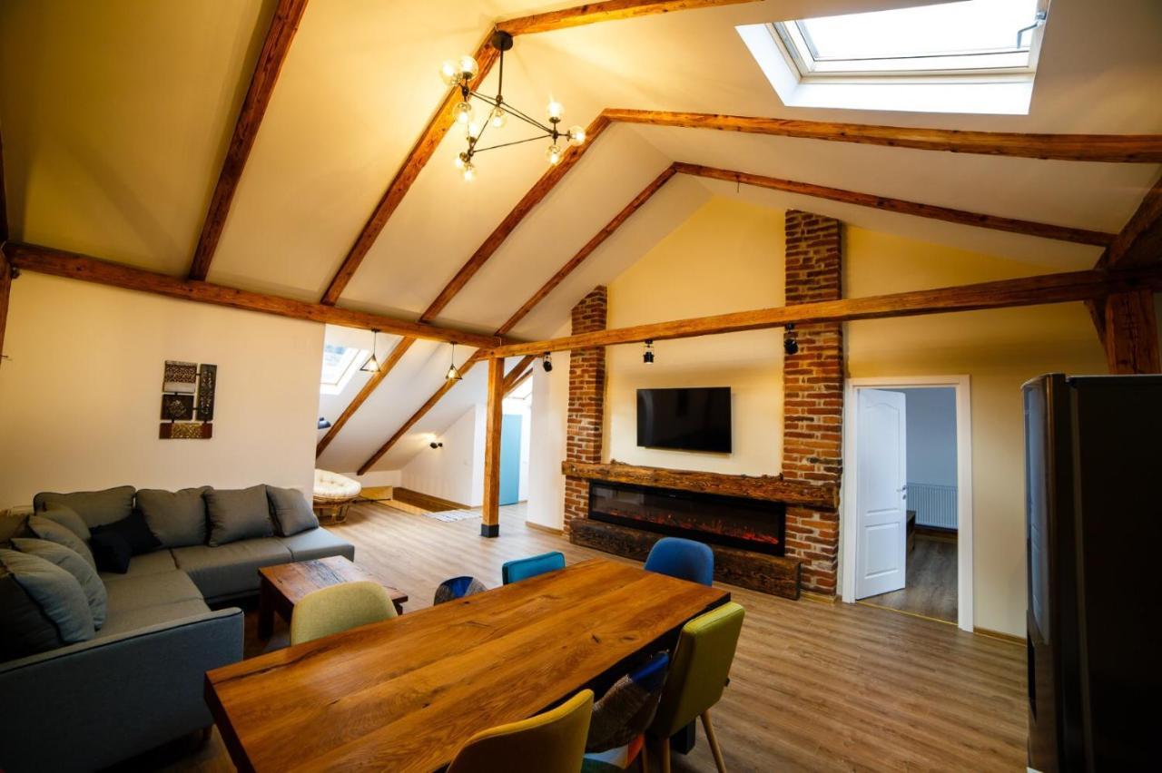 Alpine Loft Daire Câmpulung Moldovenesc Dış mekan fotoğraf